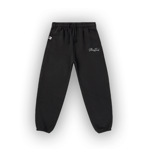 black basic streetwear sweatpants